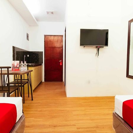 Reddoorz Plus Near Commonwealth Regalado Quezon City Zewnętrze zdjęcie
